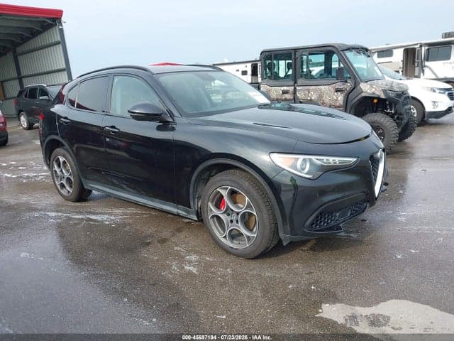2018 ALFA ROMEO STELVIO SPORT - 1