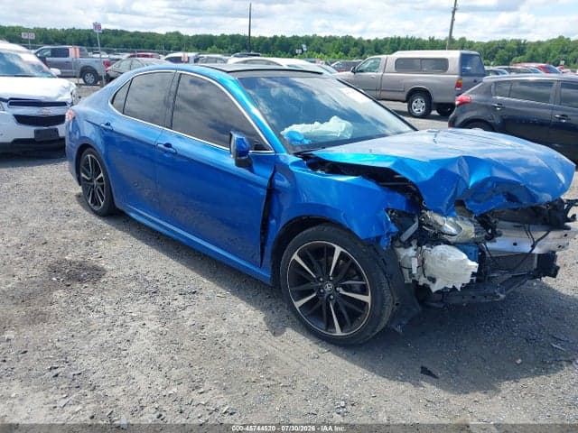 2018 TOYOTA CAMRY XSE - 1