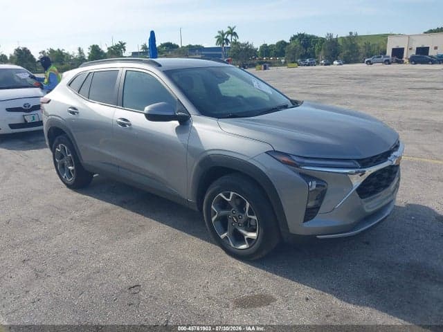 2025 CHEVROLET TRAX FWD LT - 1