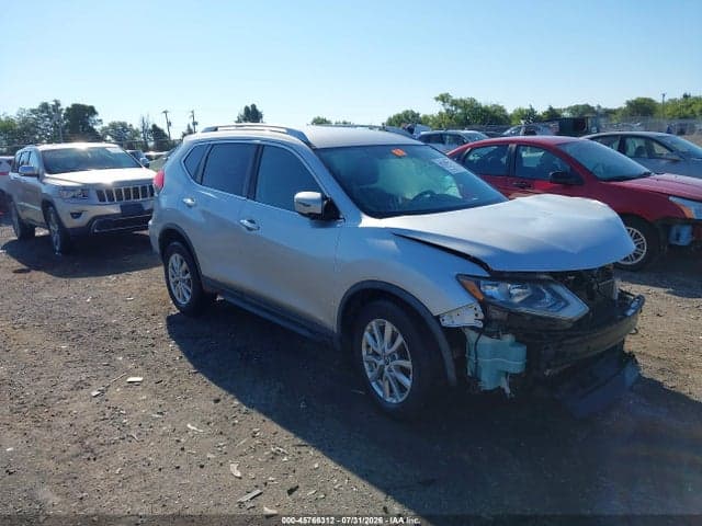 2017 NISSAN ROGUE SV - 1