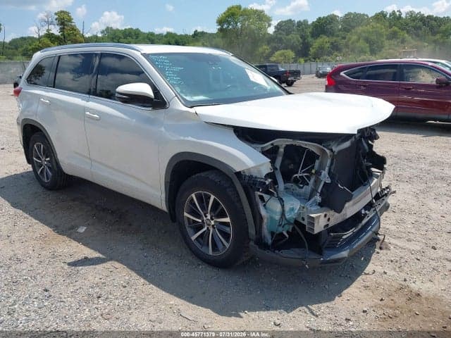 2017 TOYOTA HIGHLANDER XLE - 1