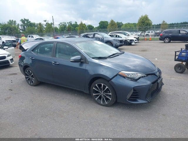2017 TOYOTA COROLLA SE - 1