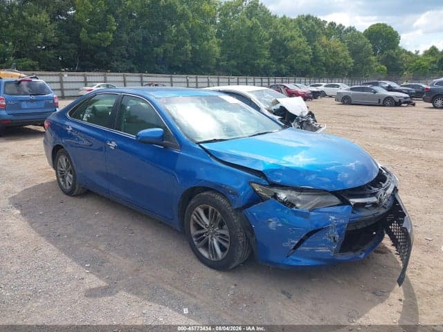 2017 TOYOTA CAMRY SE - 1