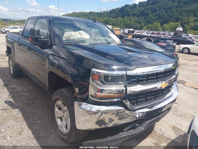 2017 CHEVROLET SILVERADO 1500 LT - 1