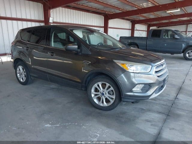 2017 FORD ESCAPE SE - 1