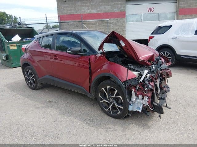 2019 TOYOTA C-HR XLE - 1