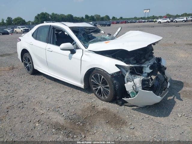 2020 TOYOTA CAMRY SE - 1