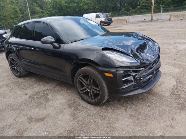 2020 PORSCHE MACAN - 1