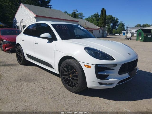 2018 PORSCHE MACAN GTS - 1