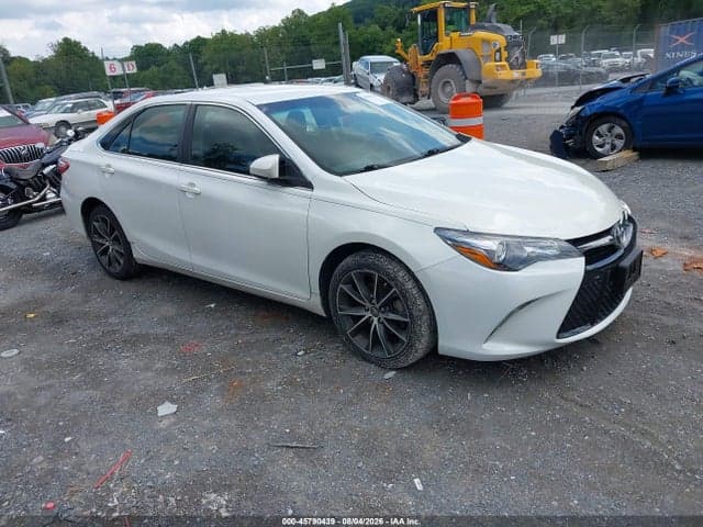 2017 TOYOTA CAMRY XSE - 1