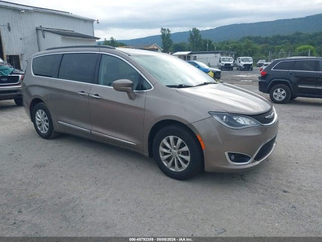 2017 CHRYSLER PACIFICA TOURING-L - 1