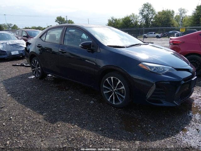 2019 TOYOTA COROLLA SE - 1