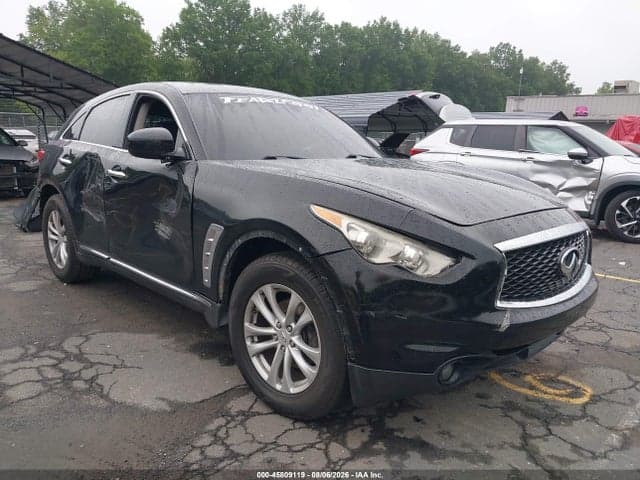 2017 INFINITI QX70 - 1