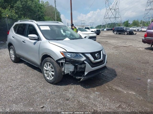 2017 NISSAN ROGUE SV - 1