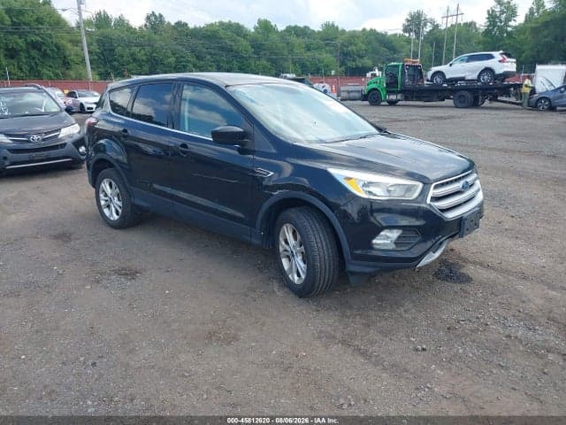2017 FORD ESCAPE SE - 1