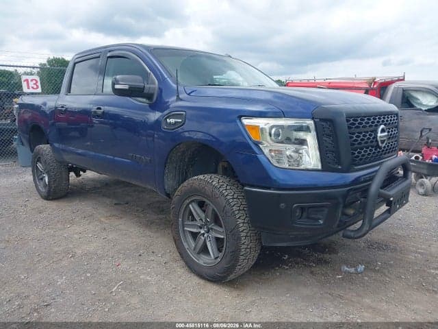 2017 NISSAN TITAN SL - 1