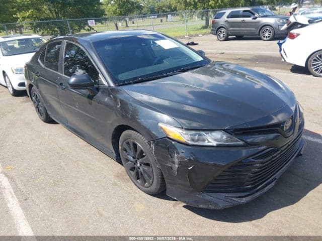 2018 TOYOTA CAMRY LE - 1