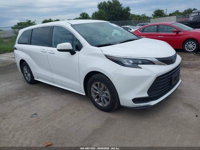 2025 TOYOTA SIENNA LE - 1