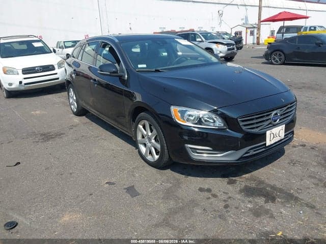 2017 VOLVO V60 T5 PREMIER - 1