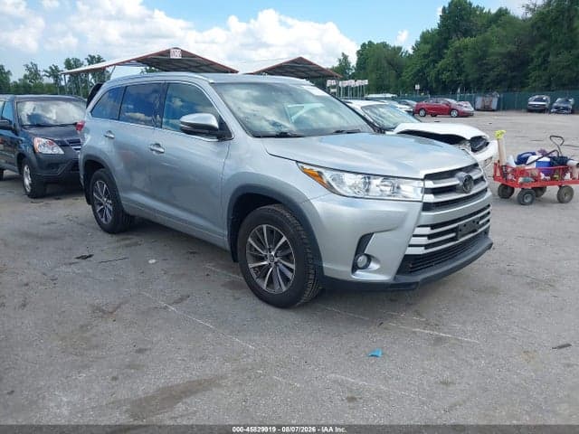 2018 TOYOTA HIGHLANDER XLE - 1